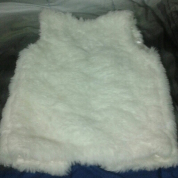 👧Girl's vest super 😎 look ! - Picture 2 of 3